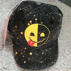 Unisex kids emoji hat!